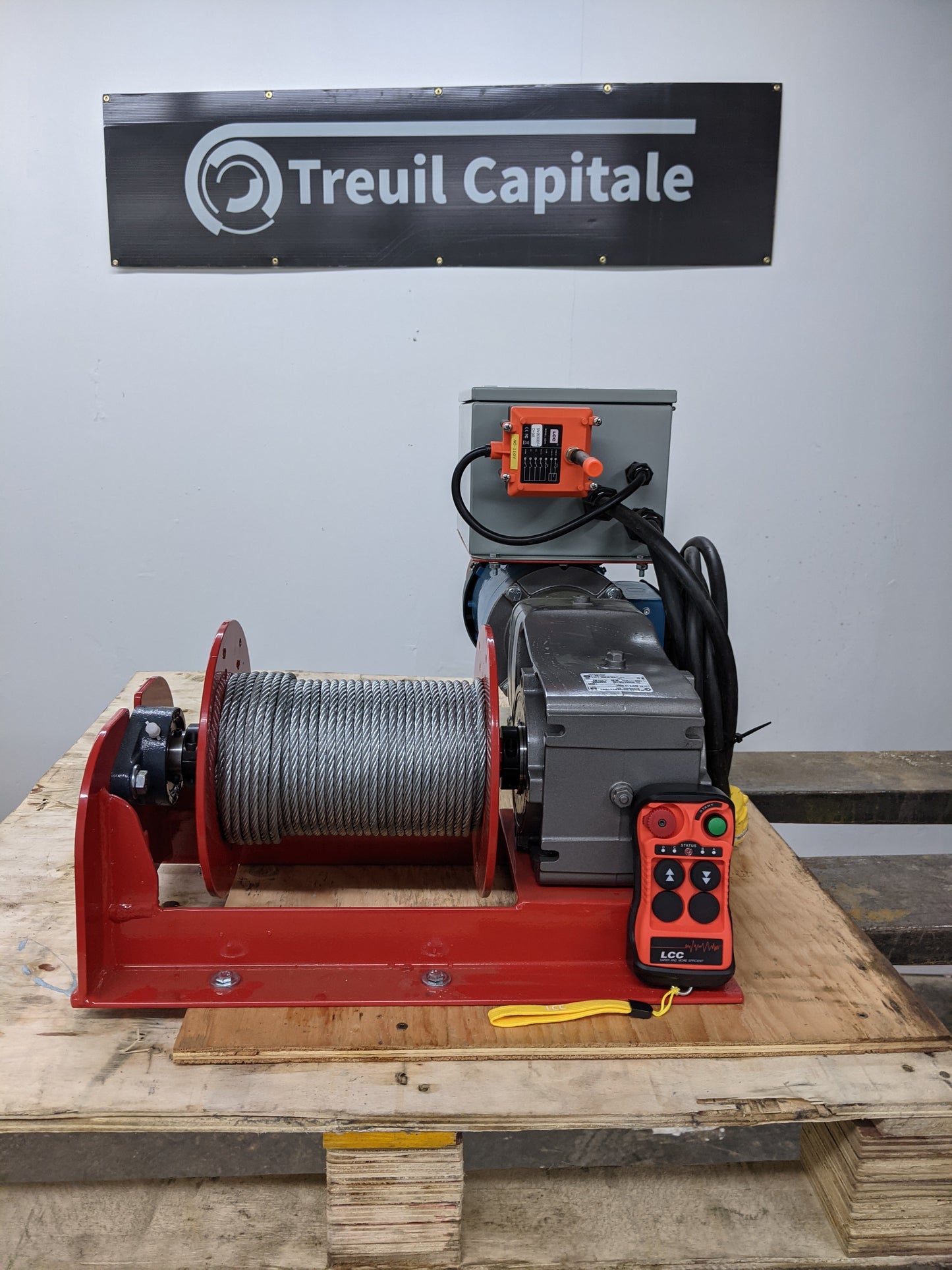 Capital Winch Surmesure electric winch