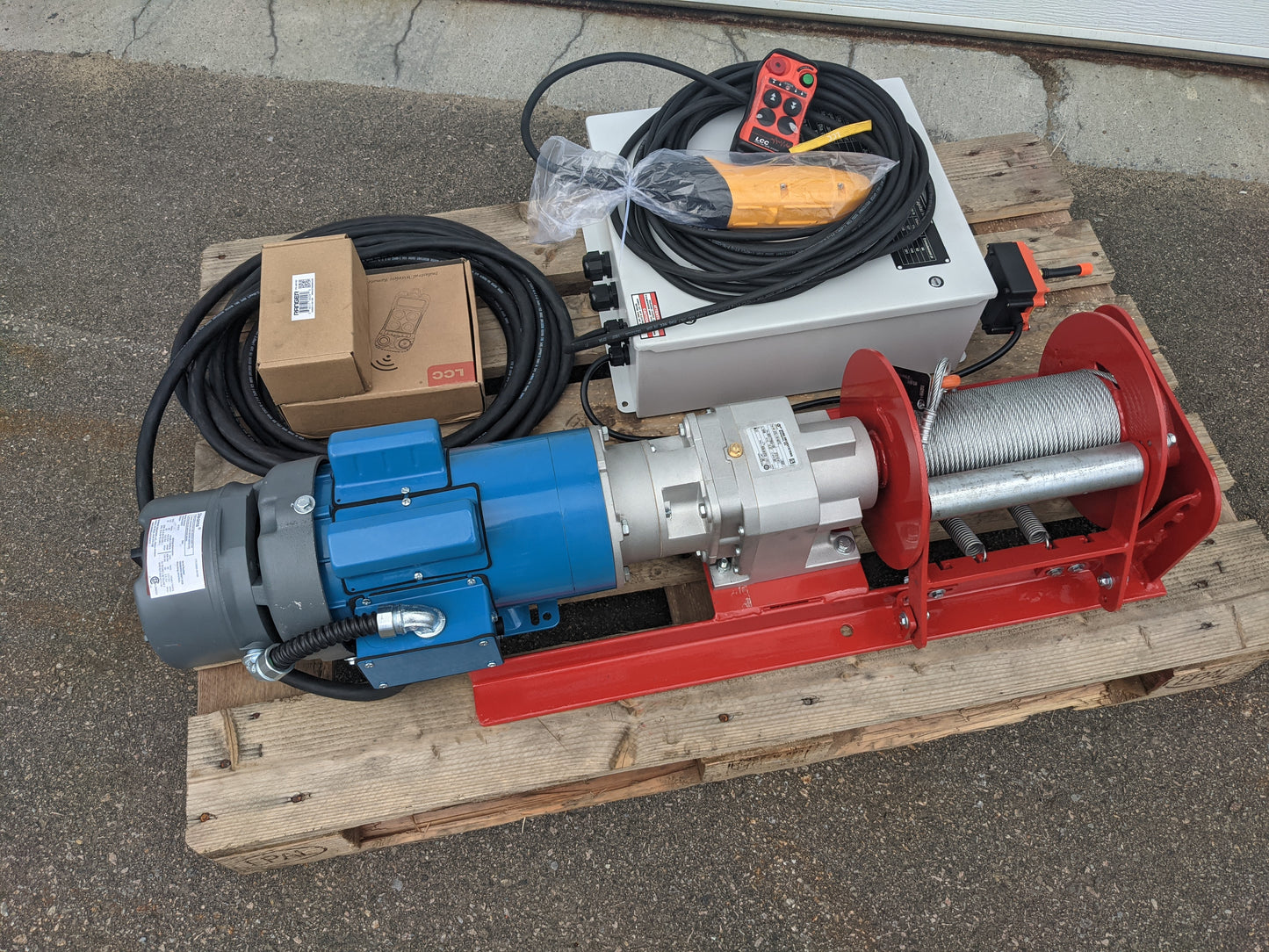 Capital Winch Surmesure electric winch