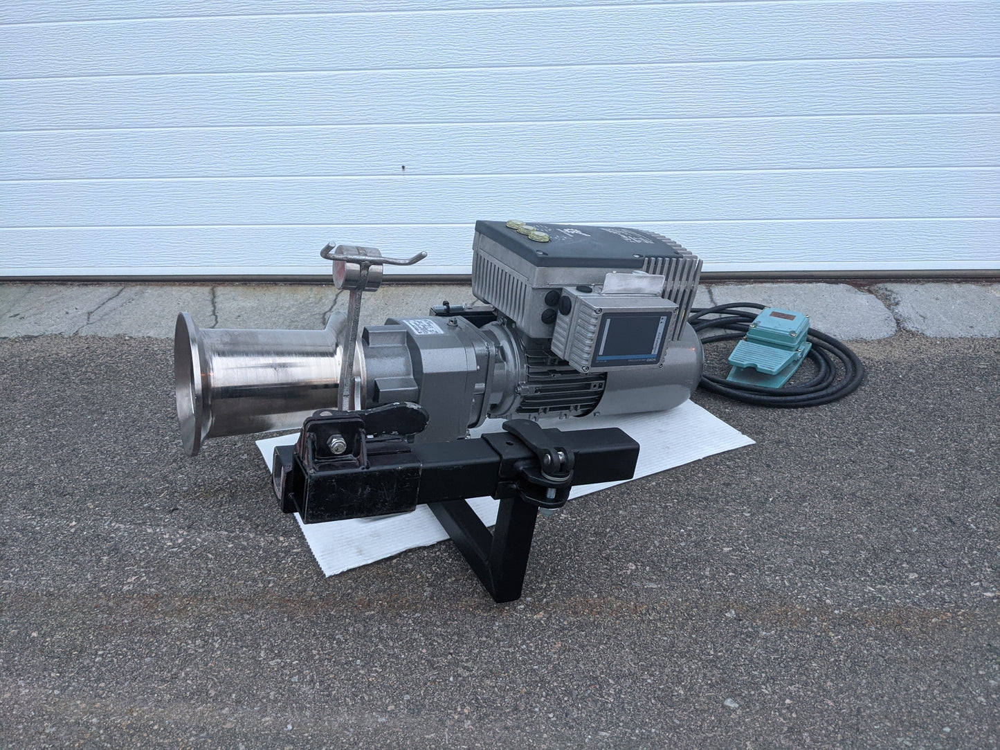 Capstan winch