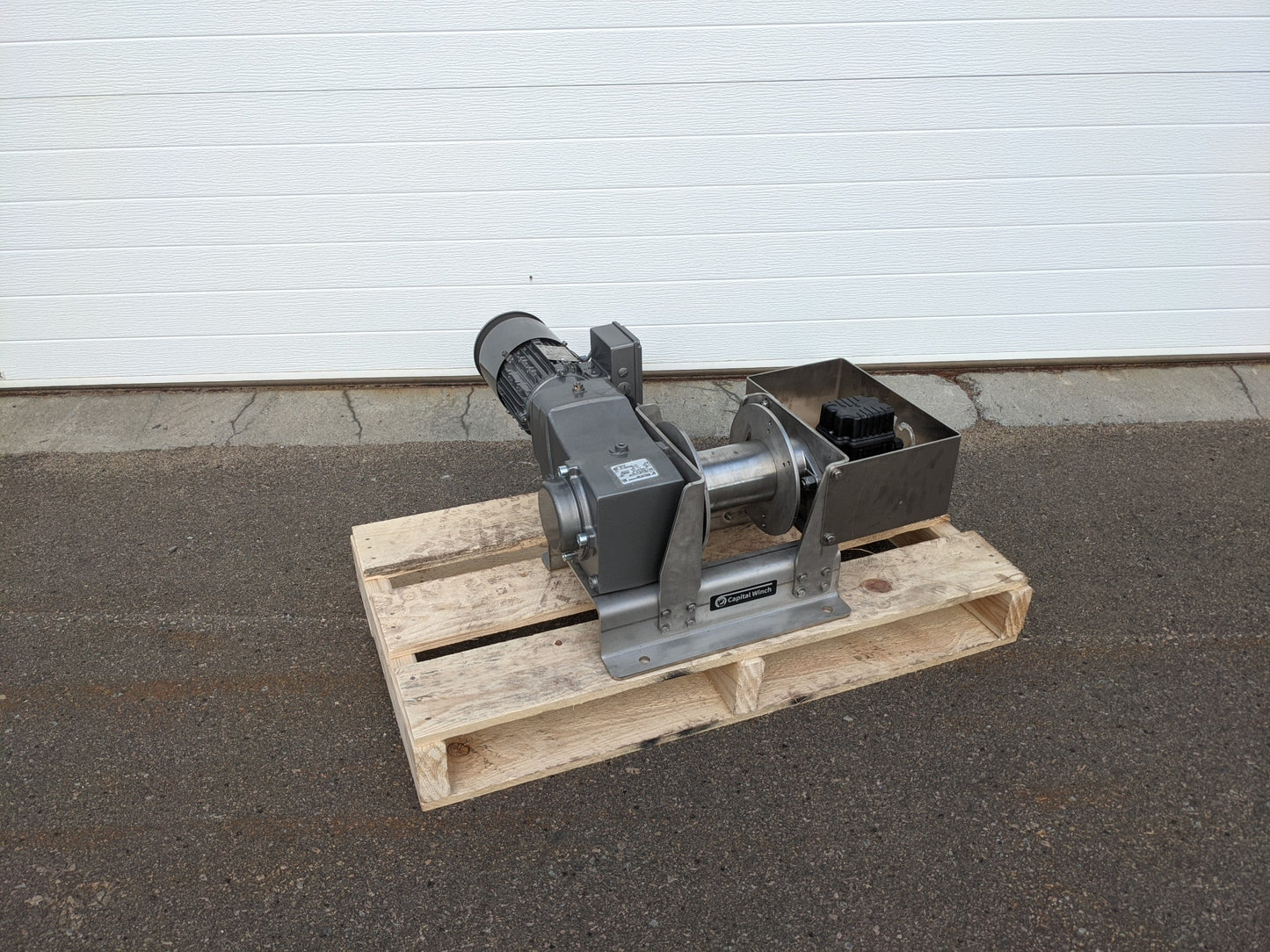 Capital Winch Surmesure electric winch
