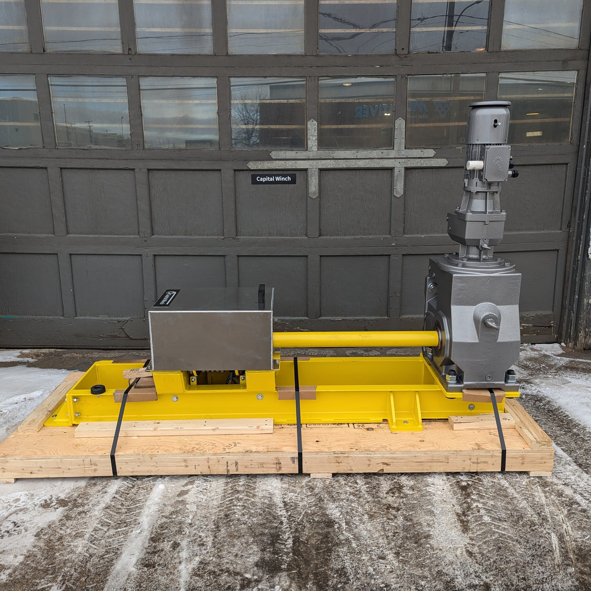 Treuil Capital Winch pour la tension d’un convoyeur