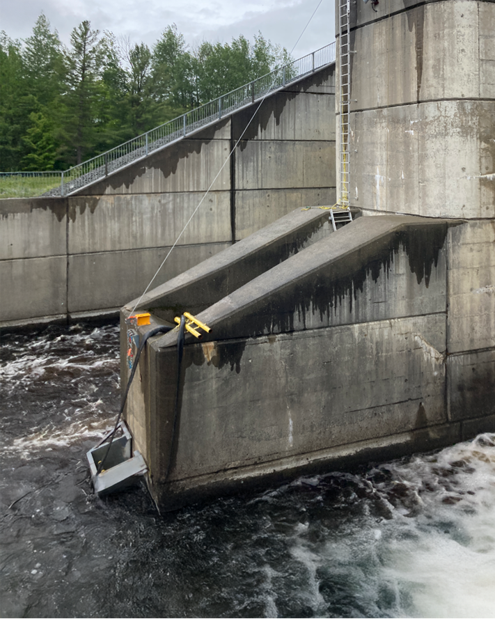 Jules-Allard Dam stoplog gate